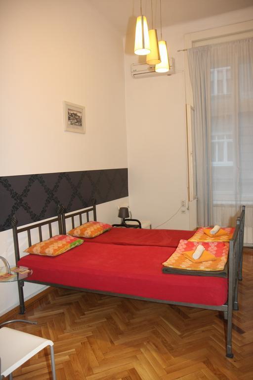 بلغراد Time Hostel الغرفة الصورة